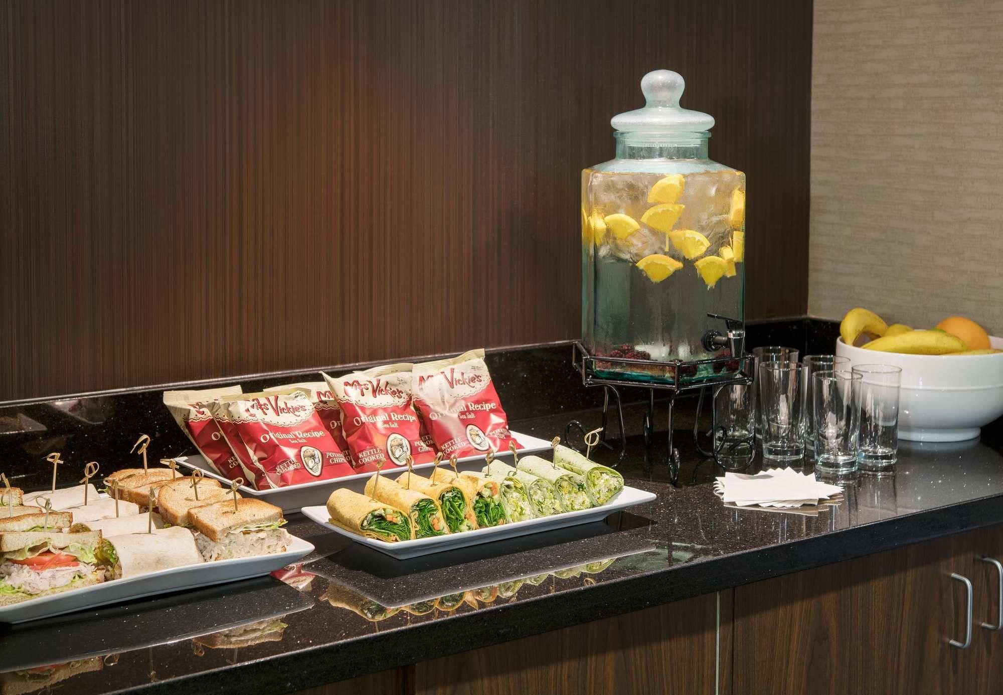 Courtyard By Marriott San Diego Sorrento Valley Екстер'єр фото