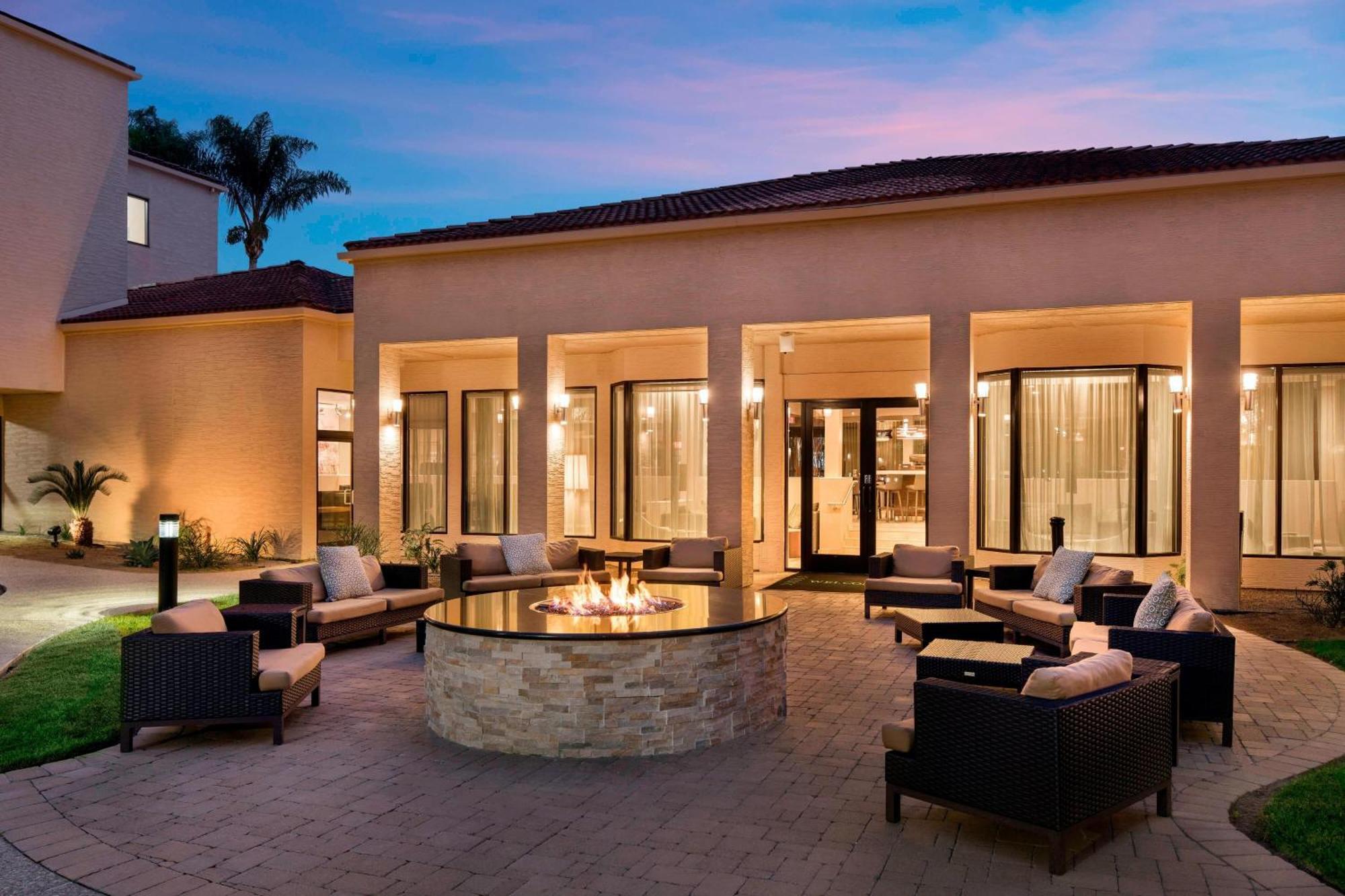 Courtyard By Marriott San Diego Sorrento Valley Екстер'єр фото