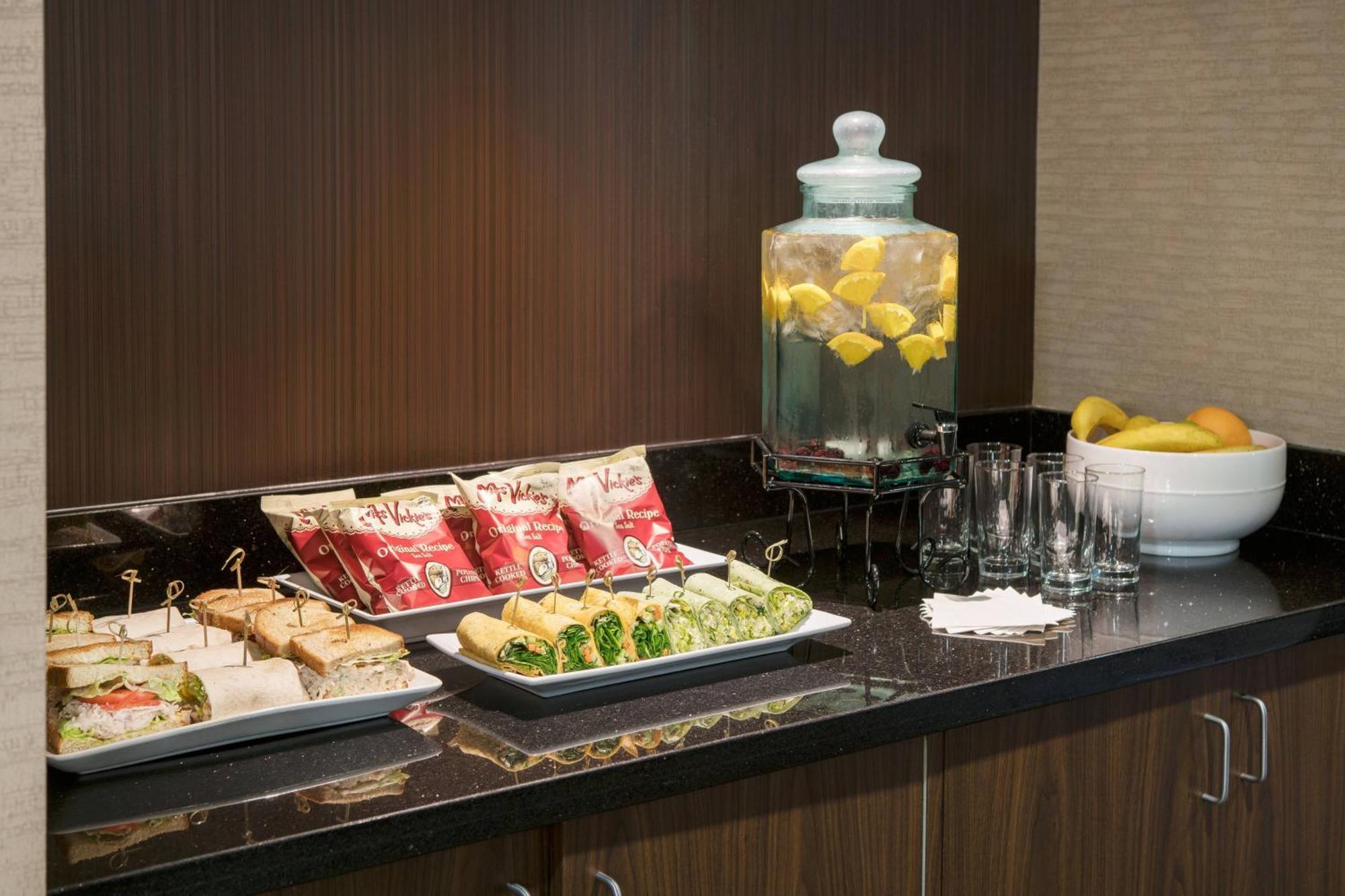 Courtyard By Marriott San Diego Sorrento Valley Екстер'єр фото
